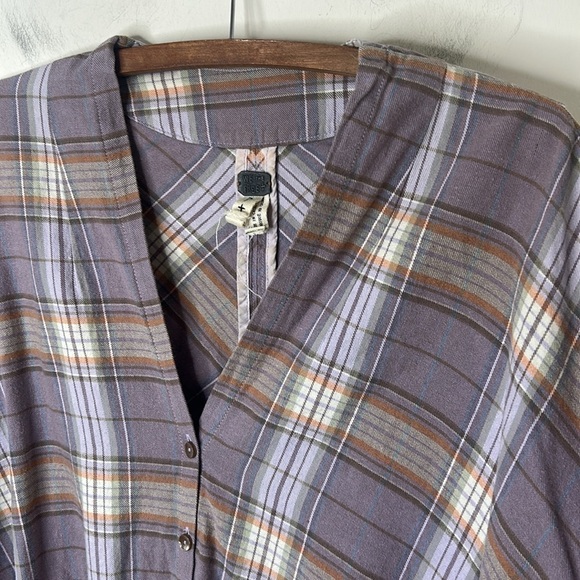 WE THE FREE Lilac Oversized Plaid Tie Front Button Down Flannel Size Small - Picture 3 of 16